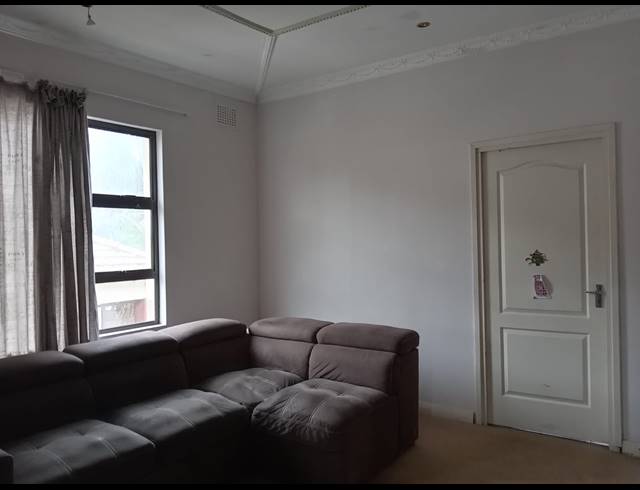 2 BEDROOM FLAT FOR SALE IN UMBILO
